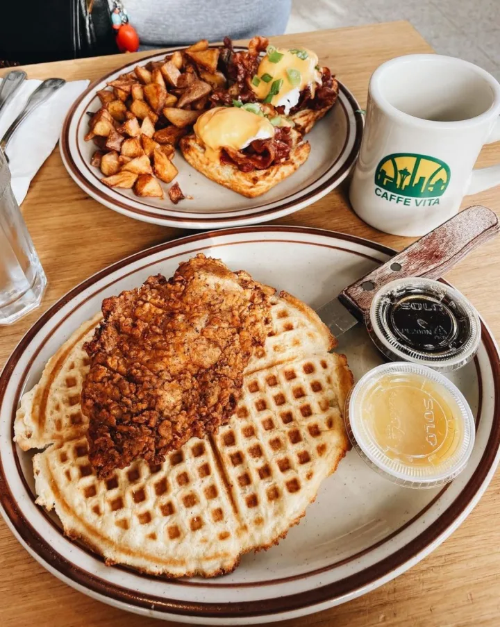 Fat’s Chicken & Waffles