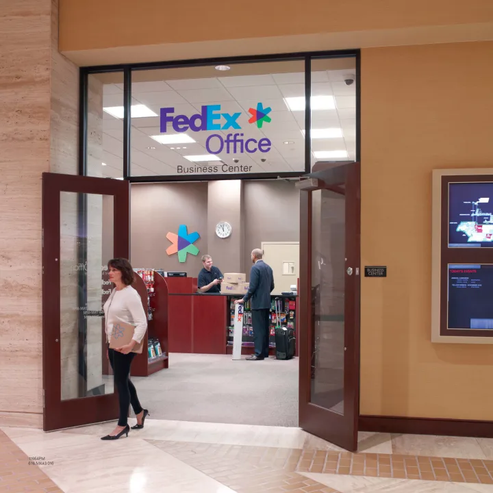 FedEx Office – Westin Seattle Hotel Business Center